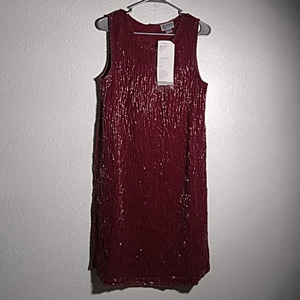 FINAL MARKDOWN Ladies' Raiment Fashions Beaded Cocktail dress lrg

ZZ28-1